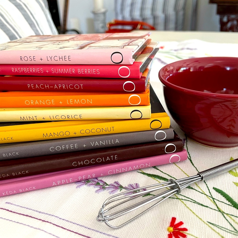 Mini dessert recipe books